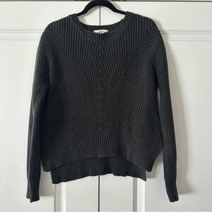 H&M | Women’s Chunky-Knit Split Hem Cropped Sweater | Medium